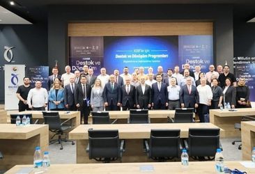 Genel Müdürümüz Burcu Aydemir ve Destek Programları Uzmanımız Büşra Çalışkan Şeker, Balıkesir Ticaret Odası’nda; KOSGEB, Balıkesir Ticaret Odası ve Balıkesir Sanayi Odası iş birliğiyle düzenlenen “KOBİ’ler için Destek ve Dönüşüm Programı” Değerlendirme ve Bilgilendirme Toplantısı’na katıldı