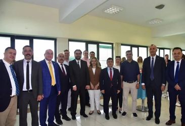 Genel Müdürümüz Öğr. Gör. Fethiye Burcu Aydemir, Rektör Prof. Dr. Yücel Oğurlu’nun ev sahipliğinde gerçekleşen  Balıkesir Üniversitesi  Kurban Bayramı Bayramlaşma Törenine katılım sağladı