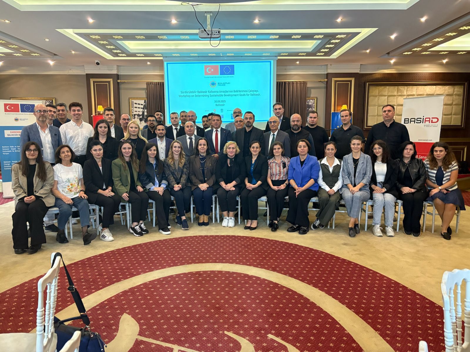 30 Eylül 2025 tarihinde, BASİAD tarafından Karbonsuz Balıkesir Projesi kapsamında düzenlenen “Sürdürülebilir Kalkınma Amaçlarının Belirlenmesi Çalıştayı”na Balıkesir Teknokent adına Destek Programları, Proje Geliştirme ve İş Birlikleri Uzmanımız Büşra Şeker katılım sağladı.