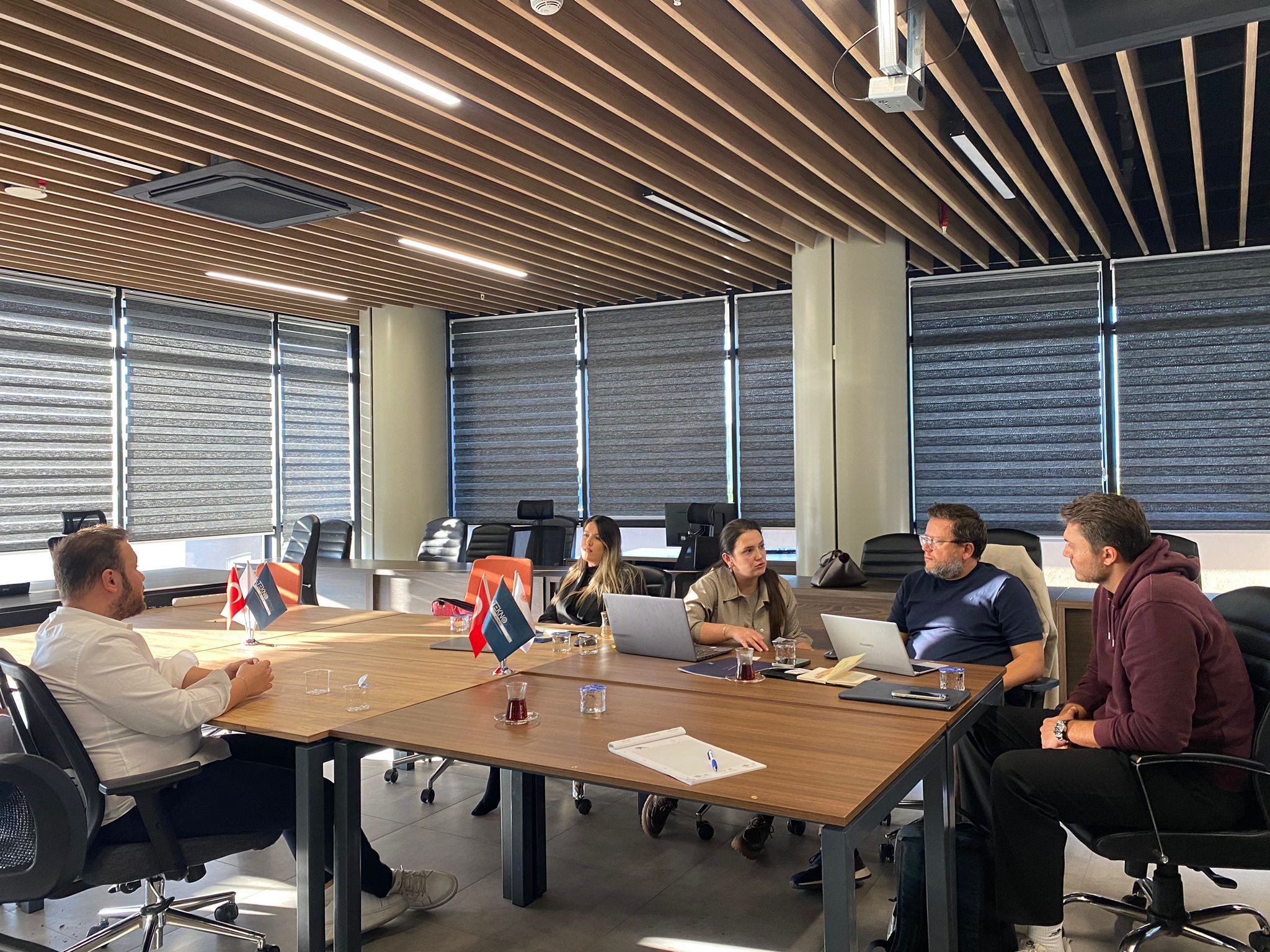 30 Ekim 2025 tarihinde VA Partners Danışmanlık firması iş birliğiyle Avrupa Birliği Hibe Programları Tanıtım ve Birebir Görüşme Etkinliğimizi firmalarımızın yoğun katılımıyla gerçekleştirdik.