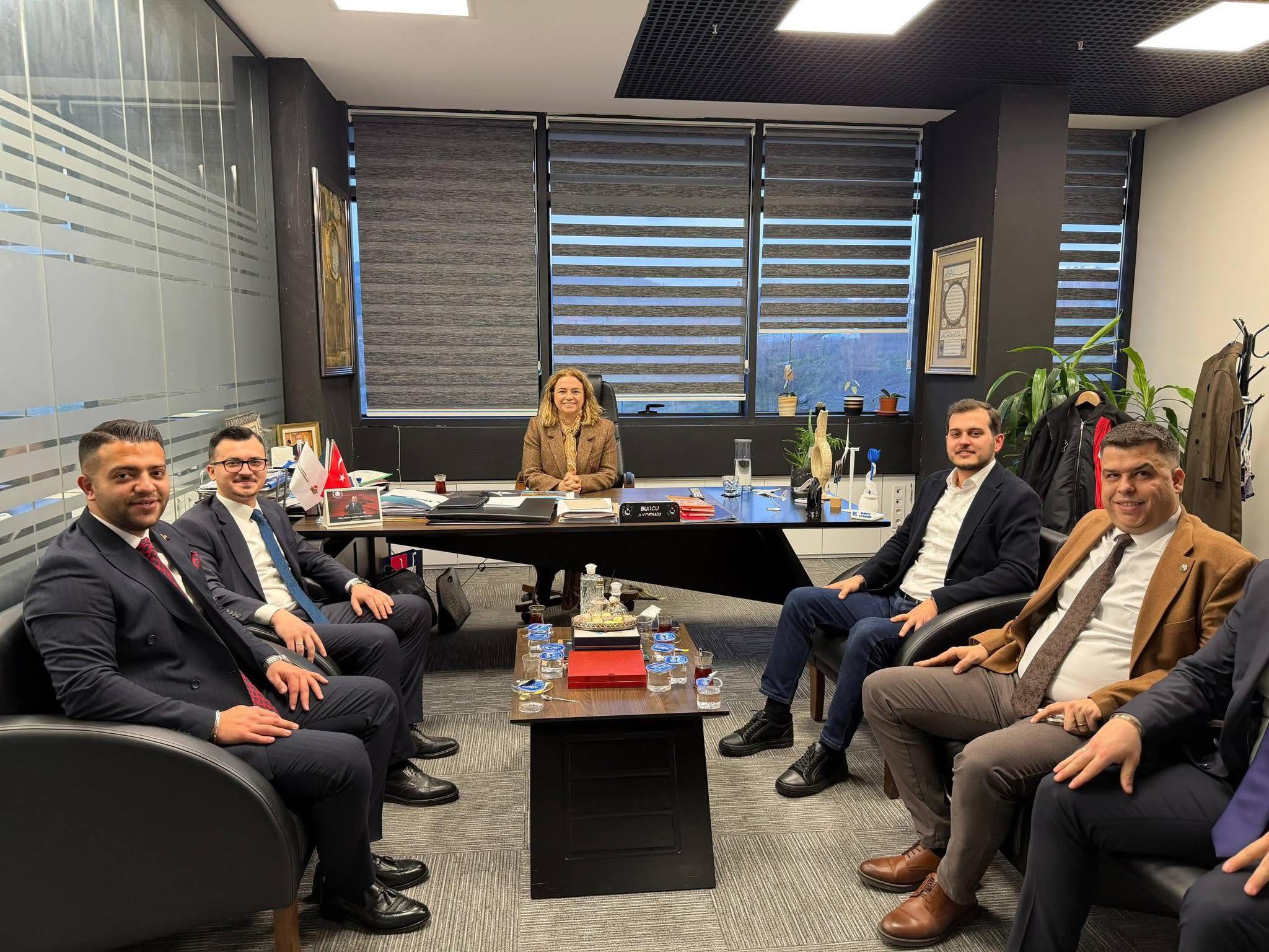 ÜNİAK Universities President Fatih Aydemir and members of the Balıkesir University Young Vision Society visited Balıkesir Teknokent as part of their visit to Balıkesir University and received information about our activities.