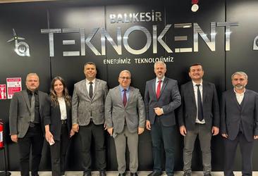 KOSGEB tarafından Enterprise Europe Network (EEN WEST-MAR) kapsamında düzenlenen “Döngüsel İş Modelleri ve KOBİ’ler İçin Fırsatlar” etkinliği, 30 Eylül 2026 tarihinde Balıkesir Teknokent ev sahipliğinde yoğun katılımla gerçekleştirildi.