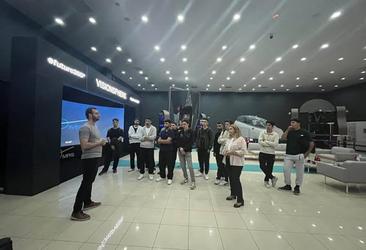 Balıkesir Meslek Yüksek Okulu Kontrol ve Otomasyon Teknolojisi Programı 2. sınıf öğrencileri, Süreç Ölçümleri dersi kapsamında 7 Ekim 2027 tarihinde Balıkesir Teknokent bünyesindeki Mischaderma Health, Mechasim Teknoloji A.Ş., ARF Technologies ve MRS Havacılık Uzay Sanayi Simülasyon Makine A.Ş. firmalarına teknik gezi gerçekleştirdi.